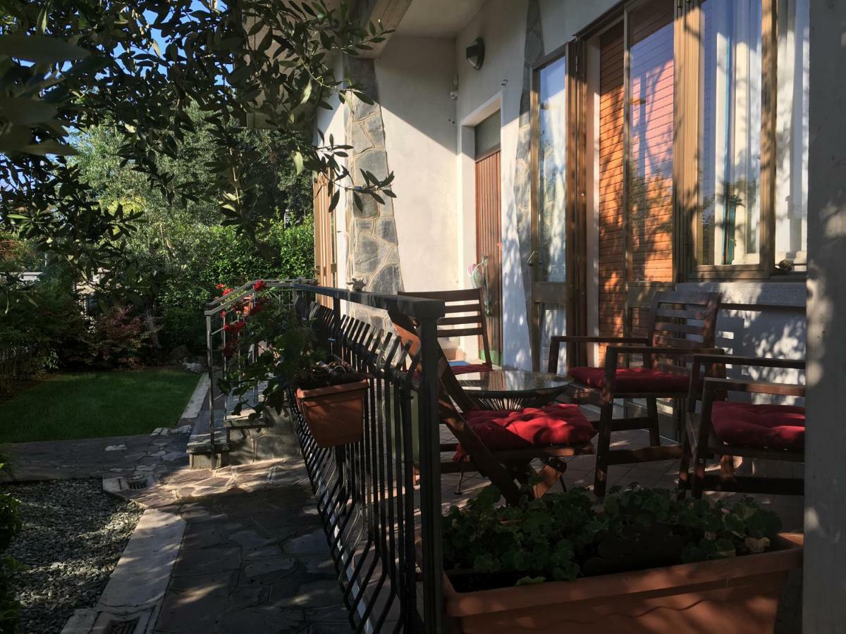 Villa Celeste'S House Rivoltella del Garda Exterior foto
